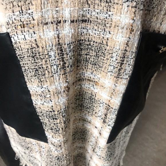 Vneck Tweed like Sheath Dress - Picture 3 of 6